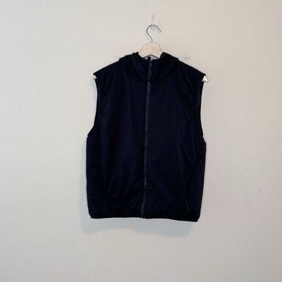 Aritzia TNAction The Pillow Puff Vest Black Hooded Packable Primaloft Size S