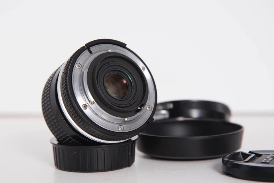 Nikon 28mm f/2,8 Objetivo Gran Angular - Imagen 3 de 4