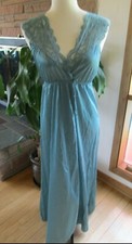 Vintage Hollywood Glam Nylon Nightgown Lace Small