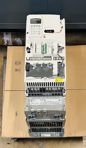 ABB ACS800-U11-0030-5 - 30 HP ABB ACS800 VFD - Picture 5 of 20
