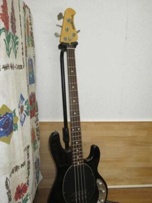 MUSICMAN STINGRAY 4 Electric Bass Guitar