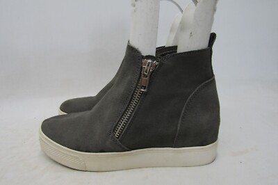 Steve Madden Womens Sz 8 M Gray Suede Hidden Wedge Zip Ankle Fashion Boot Bootie