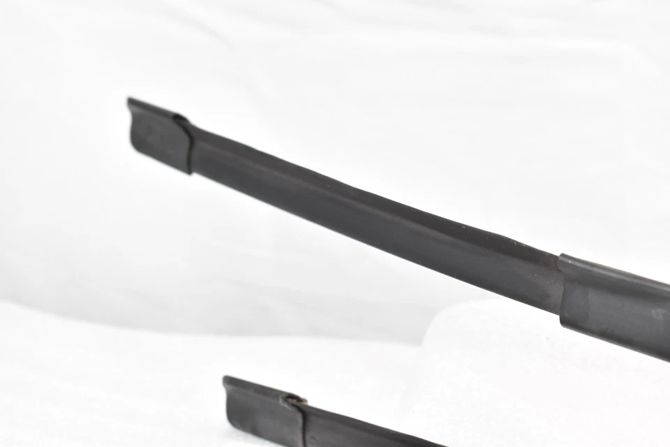 ✅ JUEGO DE BRAZOS ESCOBILLAS LIMPIAPARABRISAS MERCEDES W221 S400 S550 S600 S63 S65 OEM Foto 2 de 4