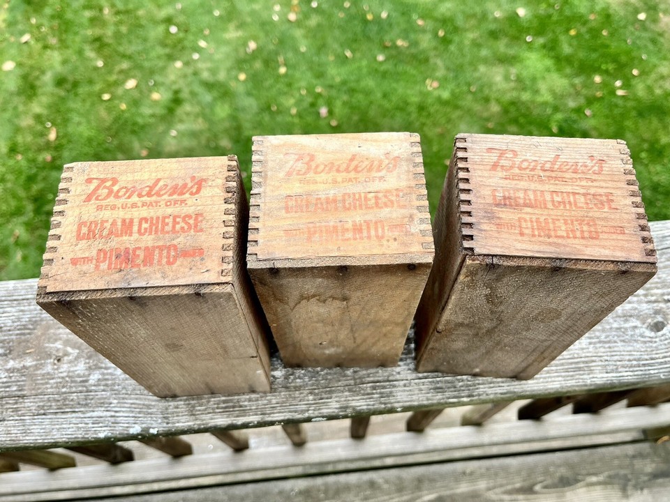 Antique Wooden Borden’s Cream Cheese w/Pimento Boxes, New York 2 LB