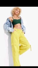 WOMEN  S MID-RISE WIDE LEG CARGO PANTS-WILD FABLE YELLOW XS