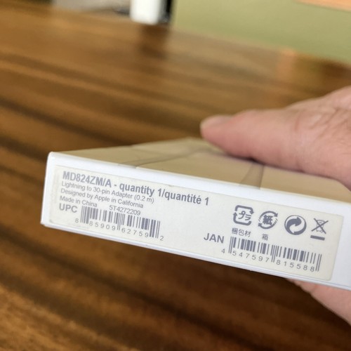 Apple MD824ZM/A Lightning to 30-pin Lightning Adapter (0.2m) - NEW OPEN BOX - Photo 4 sur 9