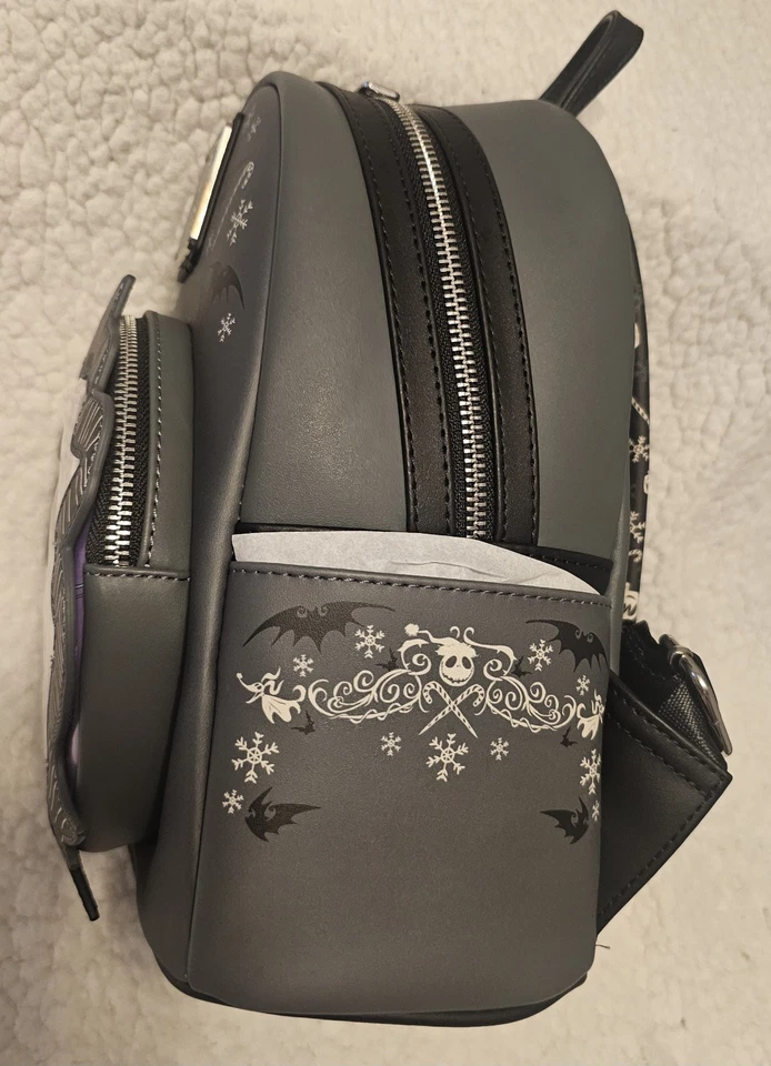 Mochila Loungefly Disney Pesadilla antes de Navidad Trineo Globo de Nieve Brillo Foto 4 de 4