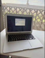 MacBook Air 13" M-A1466/EMC 2925 Excellent Condition Original SnapCharger Bundle