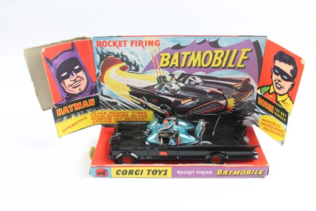 28 Corgi Toys 267 Batmobile w/ Batman & Robin Diecast Model Playcraft Toys