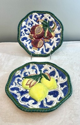 Fitz & Floyd Classics 9'' Florentine Canape Fruit Wall Plates Set of 2.