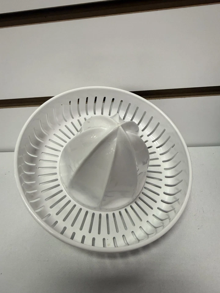 Waring Pro Citrus Juicer Electric Juicer Model 31JC28C Kitchen Appliance~Clean! - Image 2 of 4