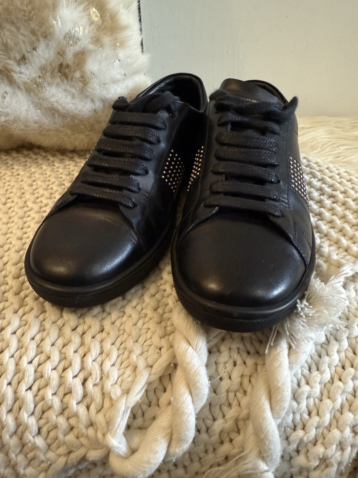 SAINT LAURENT Scarpe Saint Lauren taglia 6 5