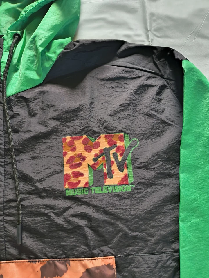 MTV Official Merchandise Anorak Mens Size XL By Dumbgood Cheetah Print Logo NWOT - Image 3 of 4