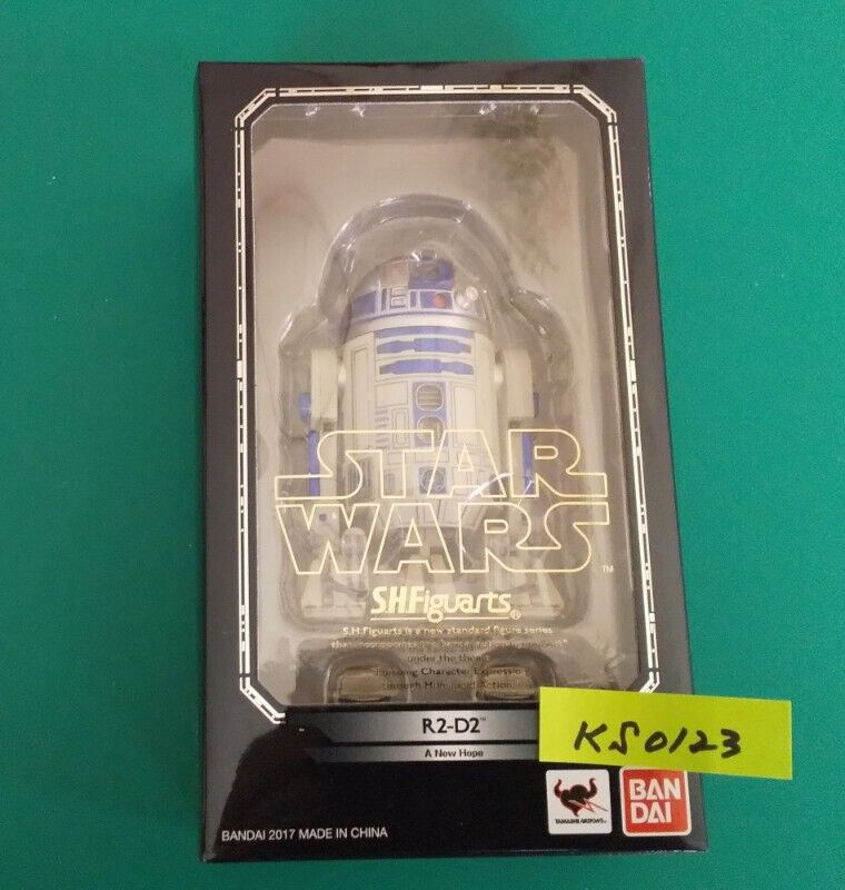 BANDAI - バンダイスピリッツ S．H．Figuarts R2-D2 A NEW HOPE… Amazon.com: S.H. Figuarts Star Wars R2-D2(A NEW HOPE) 90 mm