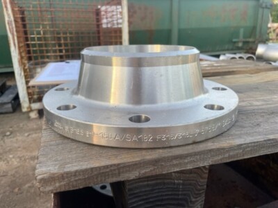 Flange, 6'' Raised Face Weld Neck, Class 300, SCH 40S, 304L Stainless Steel