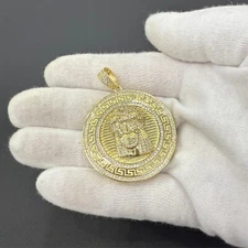 Jesus Head Face Round Pendant Gold Plated 925 Sterling Silver Mens CZ Charm