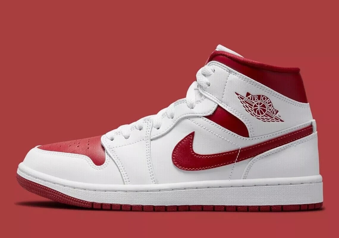 Nike Air Jordan 1 Mid Reverse Chicago Гранатово-красный BQ6472-161 Женский размер 5.5