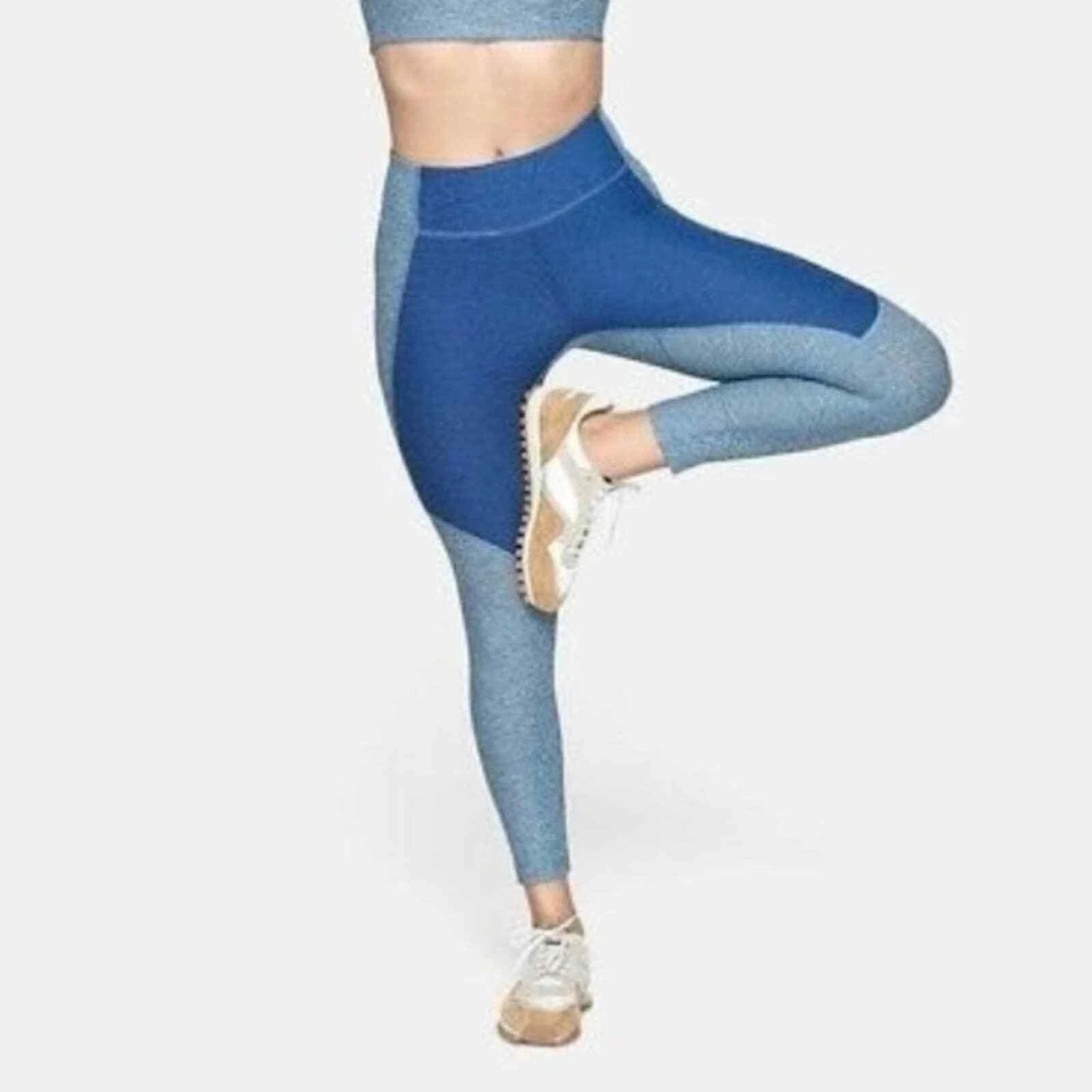 Outdoor Voices Leggings Women's Medium Blue 3/4 Two-Tone Warm Up Color-Block
Opens in a new window o