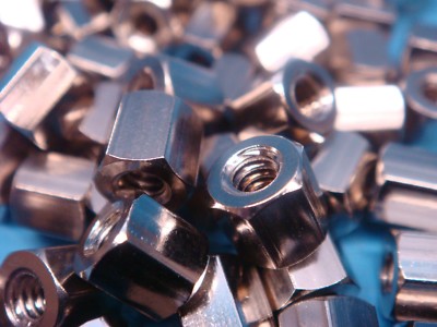 (50) LYN-TRON #6-32 x 1/4'' BRASS HEX FEMALE FEMALE THREADED STANDOFF NICKEL