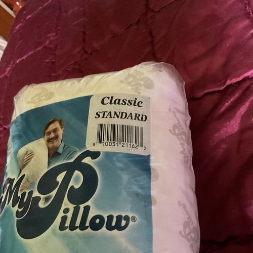 My Pillow Premium Classic Standard Pillow NEW Washable & Dryable. - Picture 2 of 7