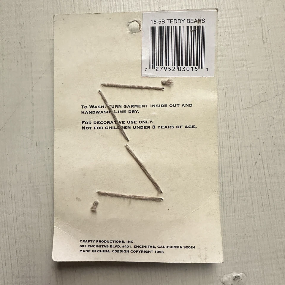 Vtg Crafty Buttons Set of 5 Wood Red Apples School Fall Original Card - Image 3 of 3