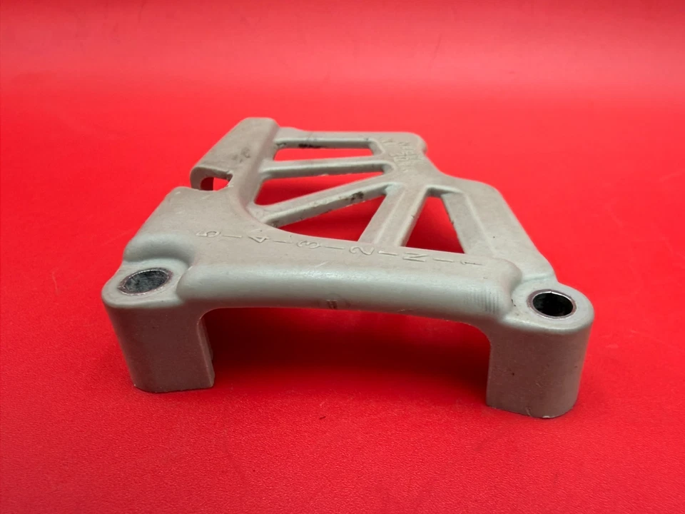 1999 - 2004 Yamaha YZ250 левая сторона звездочка чехол предохранитель цепи щиток - Изображение 3 из 4