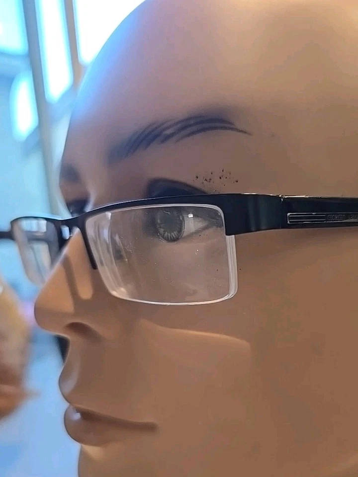 ÓCULOS GIORGIO ARMANI GA8861 PRETO FOSCO ARMAÇÃO RETANGULAR DE METAL 52-18-135 - Imagem 2 de 4