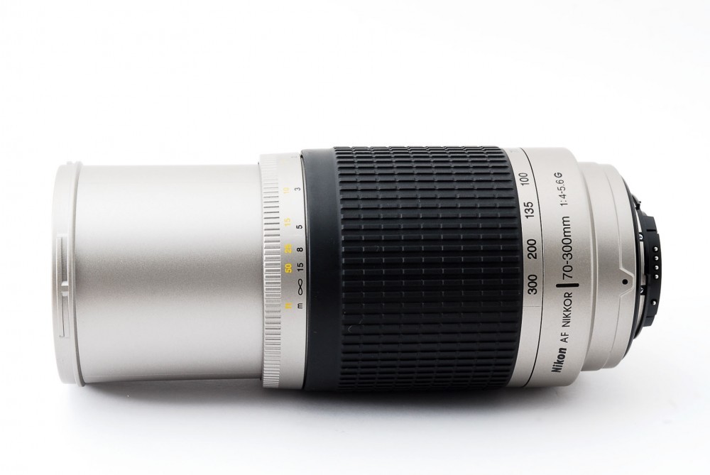 Nikon AF Nikkor 70-300mm f/4-5.6 G Zoom Lens Silver [Exc+++ Nikon AF Nikkor 70-300mm f/4-5.6 G Zoom Lens Silver [Exc+++