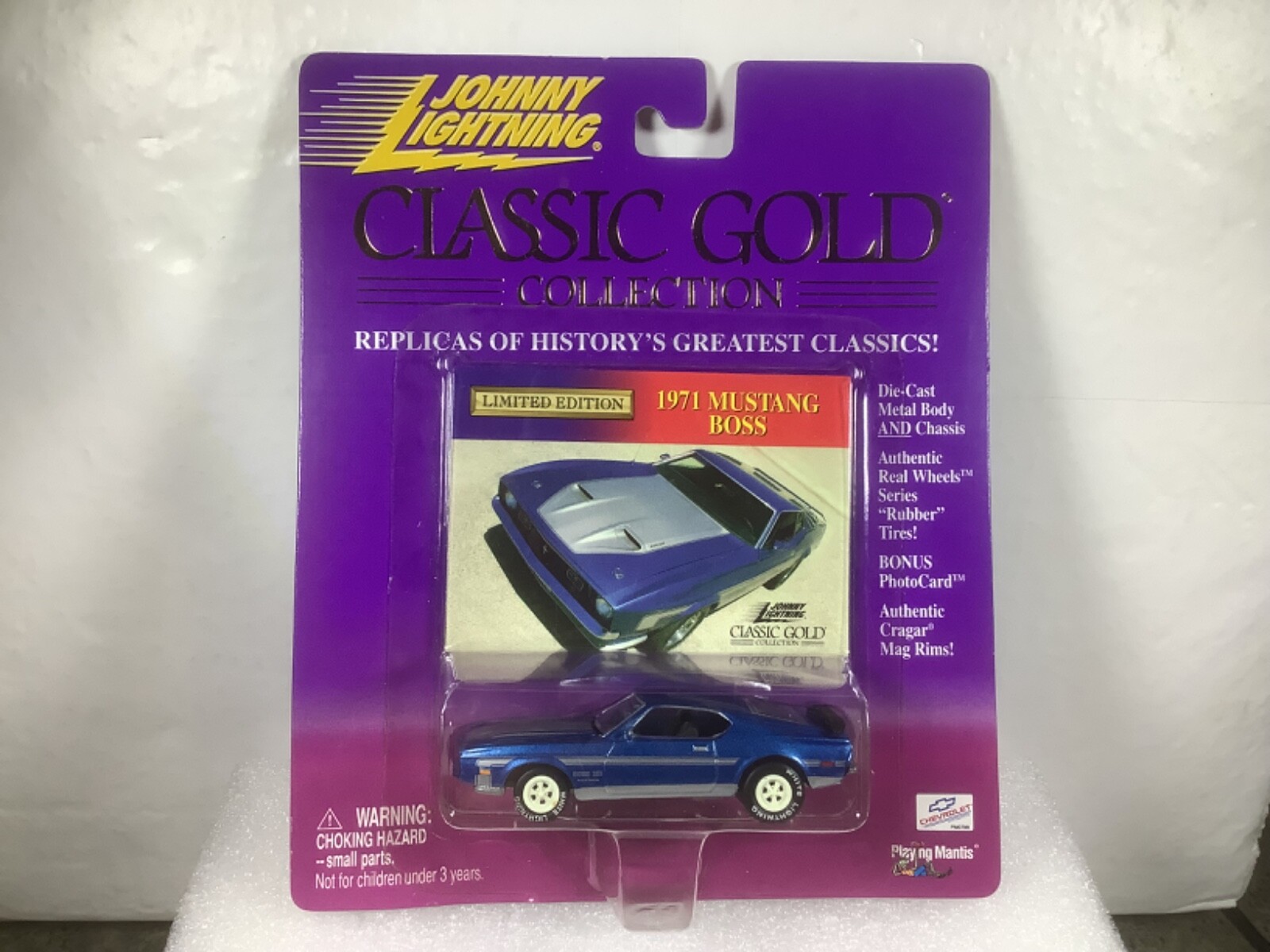 Johnny Lightning Classic Gold 1971 Mustang Boss WHITE LIGHTNING eBay