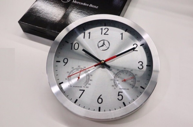 Official Mercedes-Benz Silver Aluminium Wall Clock B67870476 New
