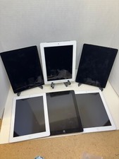 Lot/Bundle of Apple iPad 3rd Gen , Wi-Fi - Black/White FOR PARTS 