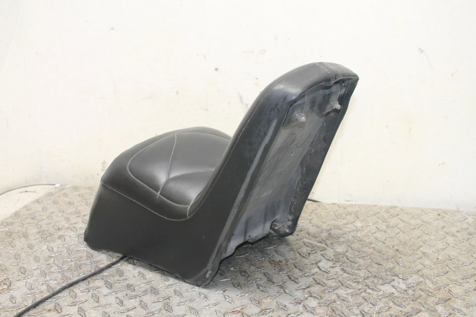 1984-1985 HONDA VT700 VT700C SHADOW OEM PASSENGER SEAT BACK 77300-ME9-670 - Изображение 4 из 4