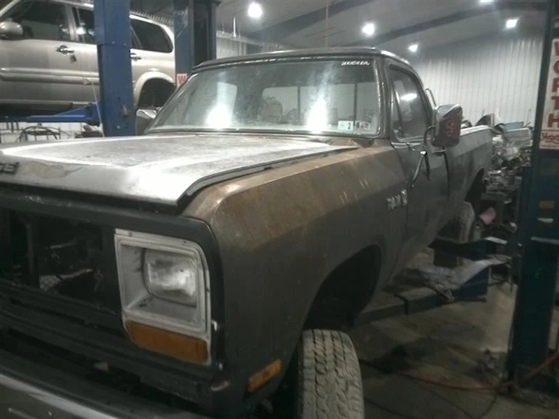 Driver Left Hood Hinge Fits 74-93 RAMCHARGER 110715 - Image 2 of 4