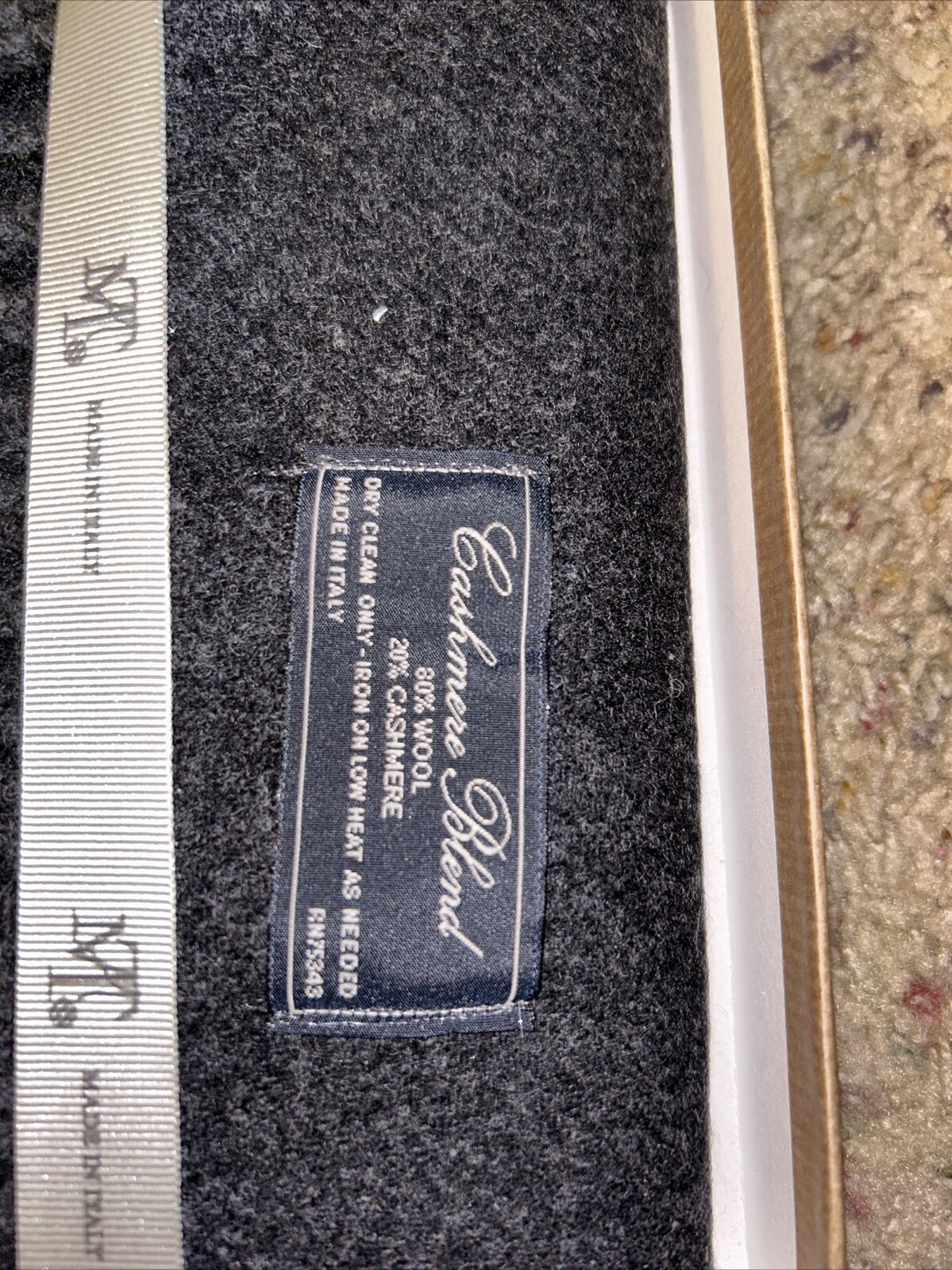 Picture 2 of 4