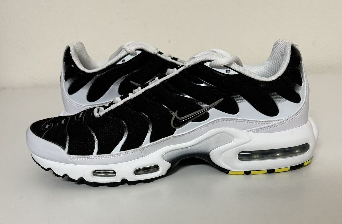Nike Air Max Plus Killer Whale Mens Sz 9 White Black Nike Air Max Plus Killer Whale Mens Sz 9 White Black