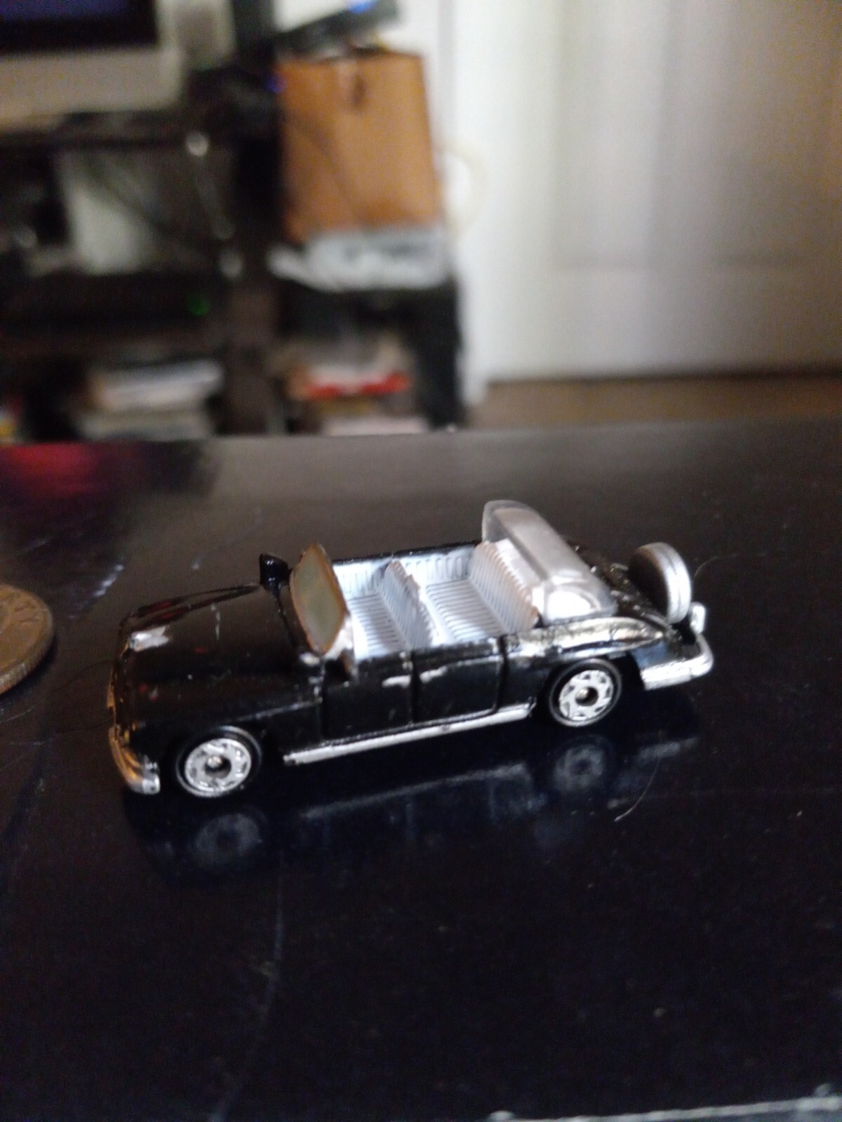 Picture 1 of 7