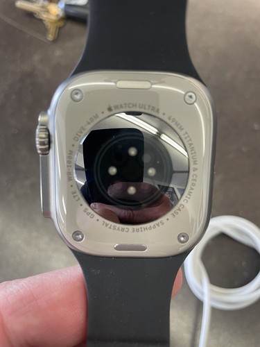 Apple Watch Ultra 2 Titanium Case 49mm (GPS + Cellular) - Zdjęcie 6 z 10