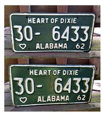   - ALABAMA - 1962 matched original PAIR of passenger license plate - NICE