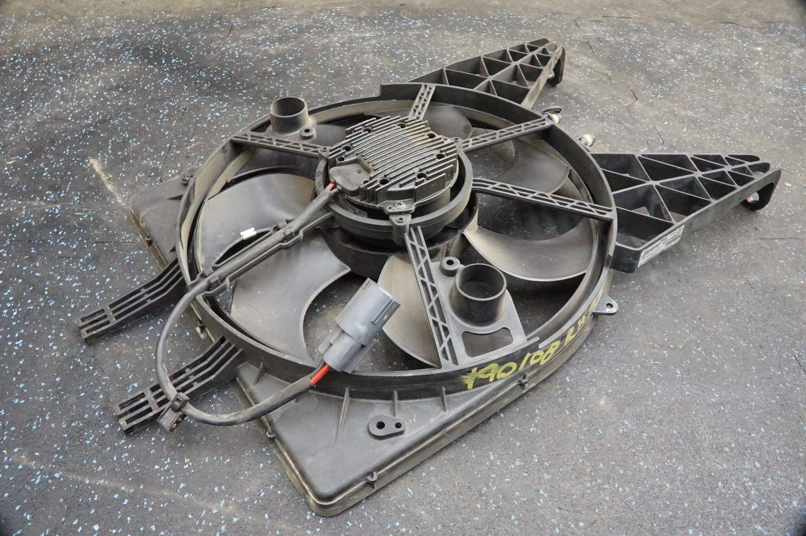 Radiator Engine Cooling Fan Motor 11L0358CP.01 OEM McLaren 650S MP4-12C 12C
