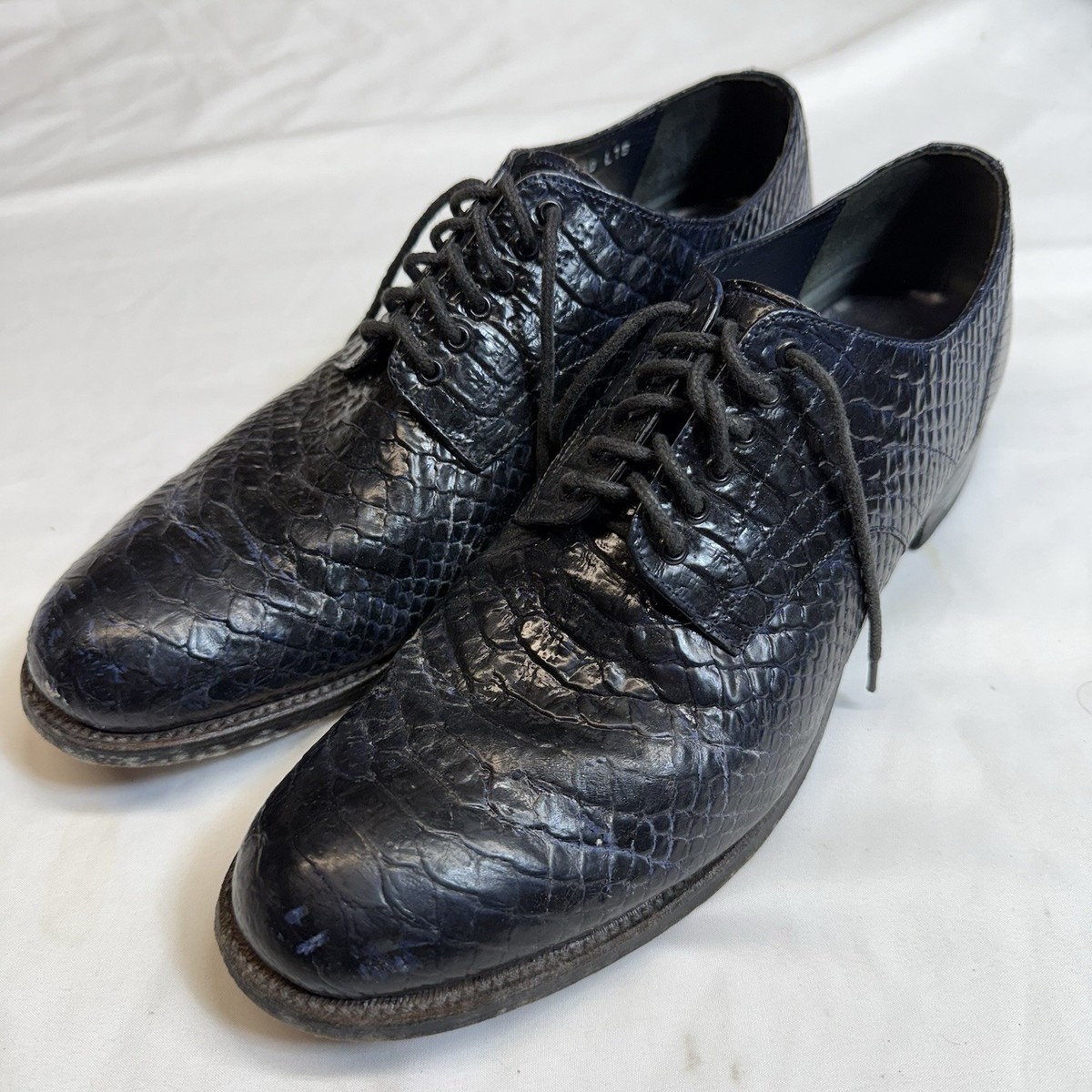 blue stacy adams dress shoes 9.5D Navy Oxford Exotic Alligator Crocodile Print collection: TOP10 Dress Up 90s Theme COLOR:BURGUNDY making it a smart