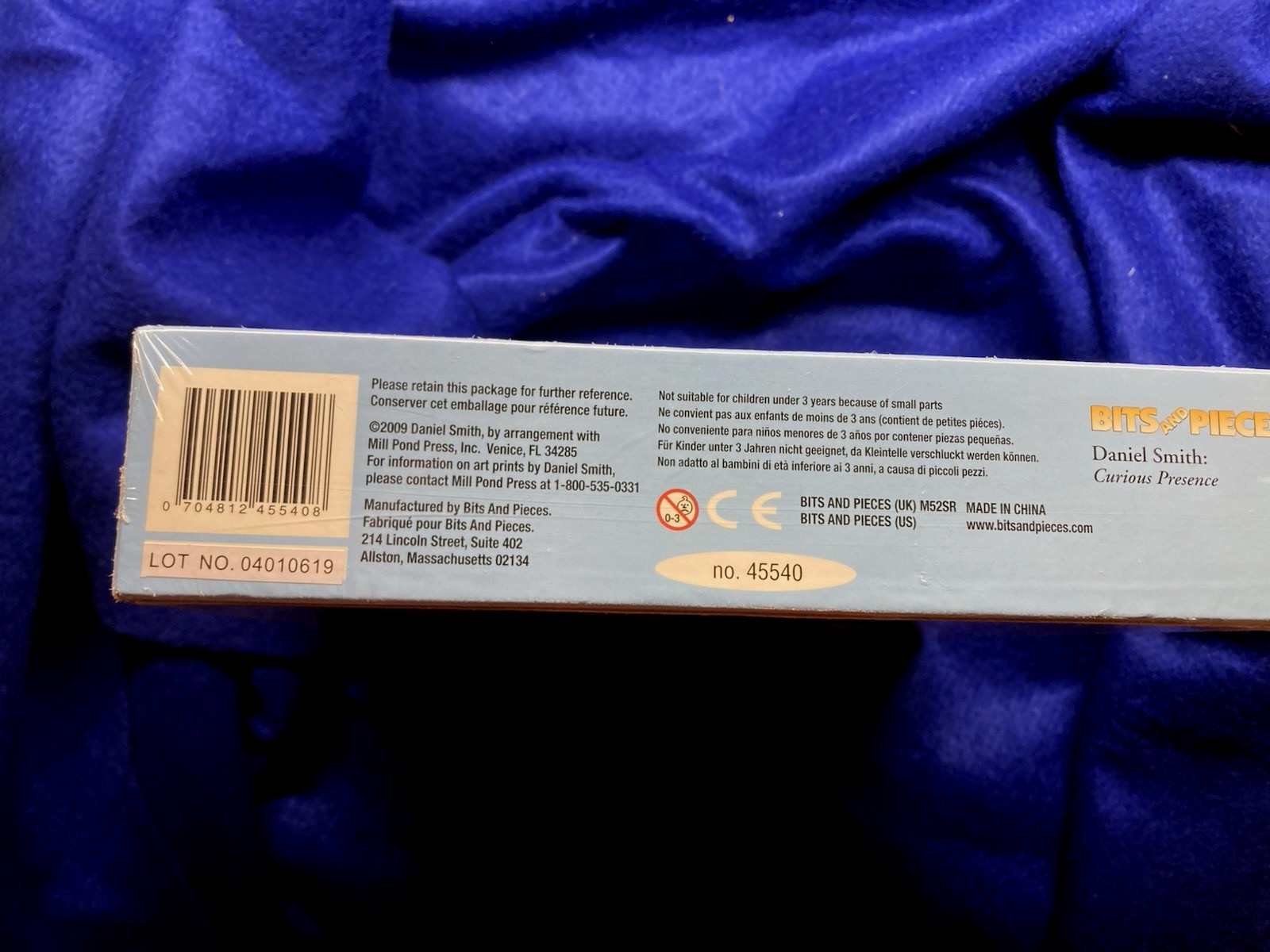 "Curious Presence" by Daniel Smith- 1000 Pc. Vintage 2009  Jigsaw Puzzle #45540