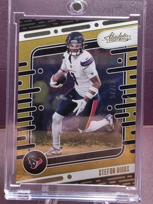 2024 Panini Absolute - Stefon Diggs #42 Gold Stars /25