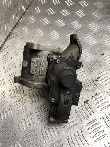 Skoda Roomster (5J) 2009 Diesel AGR-Ventil Abgasrückführung DRA64725