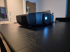 Benq W5700 4K UHD HDR Home Cinema Projector (NEW LAMP) ** OFFERS **