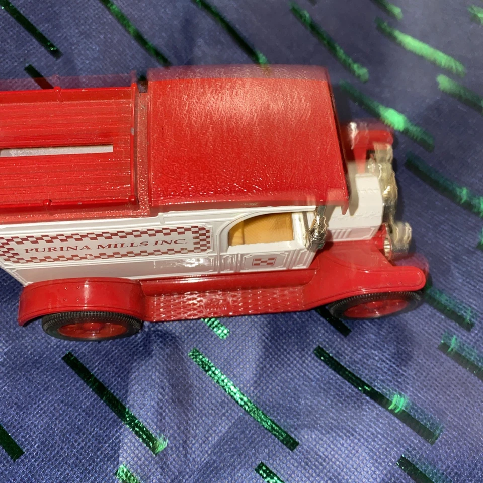 Ertl Purina Mills 1913 Modelo T Van Bank de colección  Foto 4 de 4