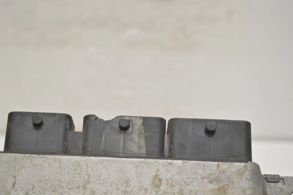 Unidad de módulo de control del motor Ford Fiesta 2014 2015 1,6 L E2BA-12A650-RC Ecm B76 019 Foto 3 de 4