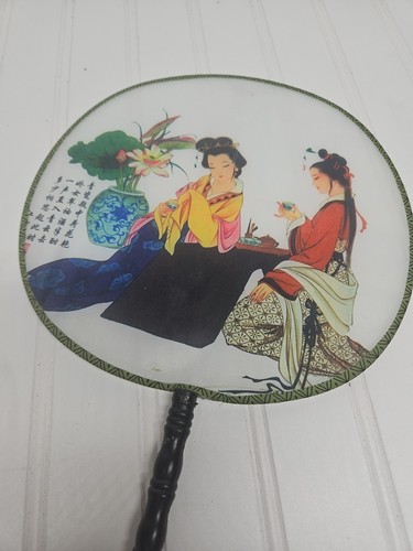 Silk Hand Fan Asian - Picture 2 of 3