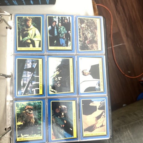 Lot Vintage Star Wars trading Cards Topps Stickers Wax Packs One Full Binder - Picture 17 of 18