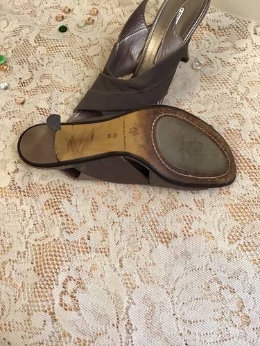DONALD J. PLINER Size 10 M Bronze sandal shoe elastic cross Straps heels - Picture 9 of 9