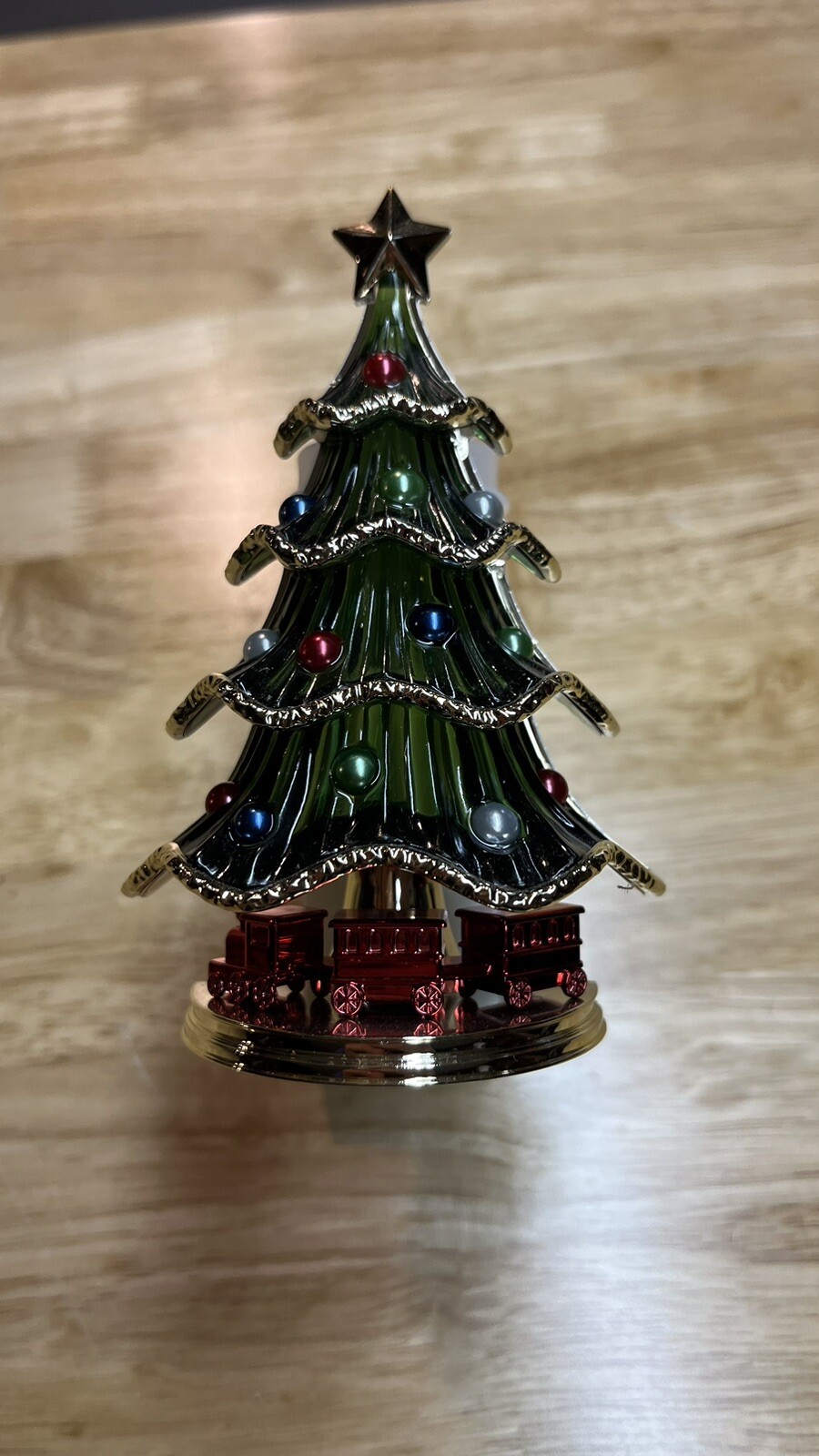 Bath & Body Works Christmas Tree Wallflowers Home Fragrance Diffuser Plugin-image